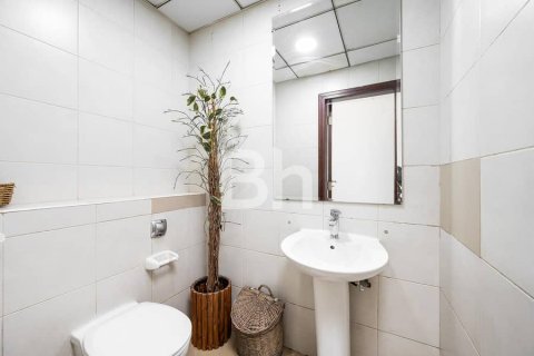 Apartment in Jumeirah Lake Towers, Dubai 2 bedrooms, 101 sq.m. № 56256 - photo 3