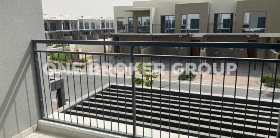 Вилла в Arabian Ranches 2, Дубай, 3 спальни, 183.9м², № 1130
