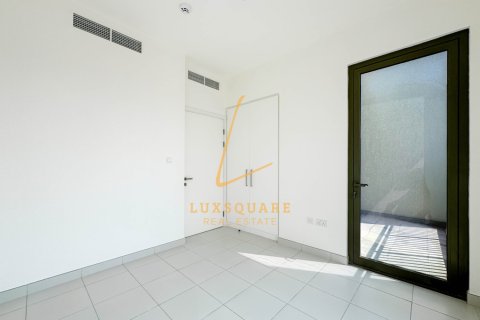 Villa in Dubai South (Dubai World Central), Dubai 3 bedrooms, 163 sq.m. № 69215 - photo 6