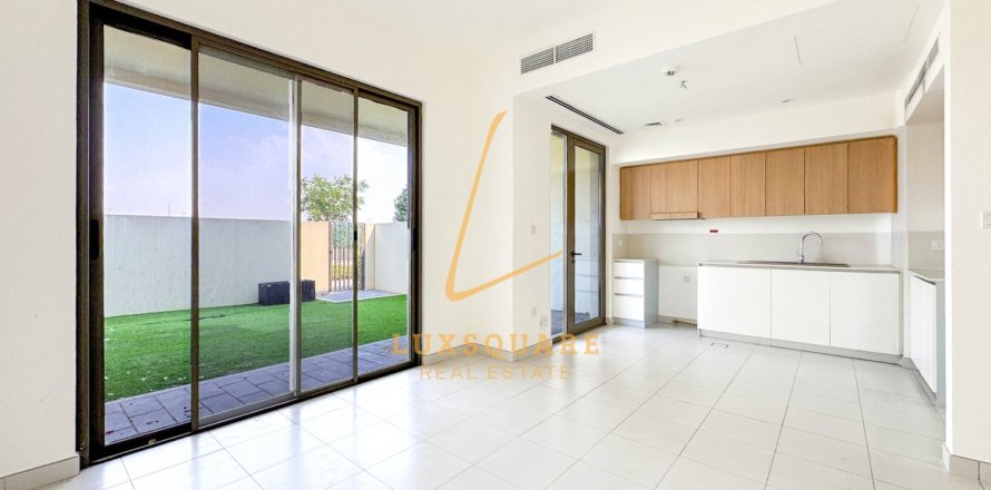 Villa en Dubai South (Dubai World Central), Dubai, 3 dormitorios, 163 m², № 69215
