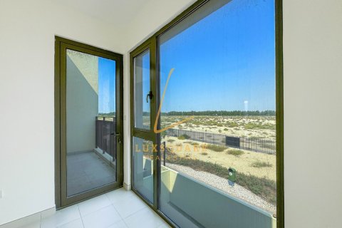 Villa in Dubai South (Dubai World Central), Dubai 3 bedrooms, 163 sq.m. № 69214 - photo 17