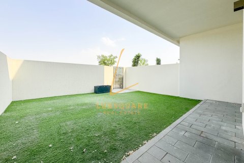 Villa in Dubai South (Dubai World Central), Dubai 3 bedrooms, 163 sq.m. № 69214 - photo 26