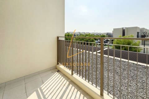 Villa in Dubai South (Dubai World Central), Dubai 3 bedrooms, 163 sq.m. № 69214 - photo 23