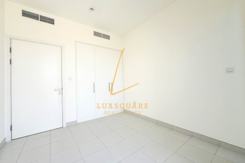 Villa in Dubai South (Dubai World Central), Dubai 3 bedrooms, 163 sq.m. № 69214 - photo 10