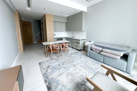 Снять в аренду дуплекс в Бизнес-Бэе, Дубай: 1 спальня, 109м², № 45090 - фото 5