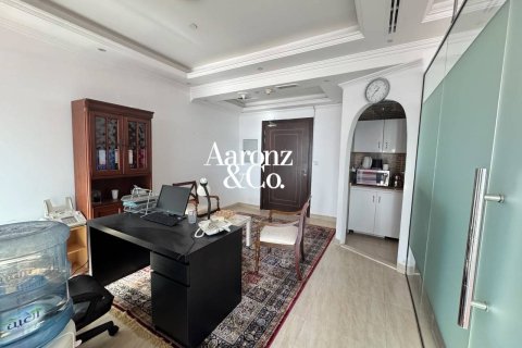Office in Business Bay, Dubai 58 sq.m. № 111990 - photo 6