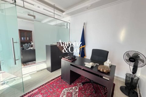 Office in Business Bay, Dubai 58 sq.m. № 111990 - photo 8
