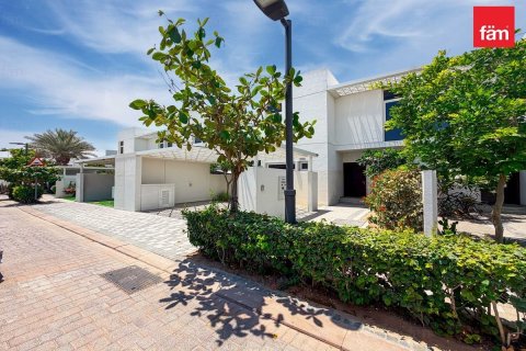 Adosado en Dubai, 3 dormitorios, 278.6 m², № 111989 - foto 9