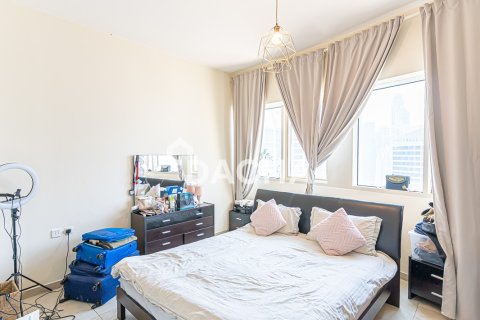 Apartment in Jumeirah Lake Towers, Dubai 2 bedrooms, 131 sq.m. № 114846 - photo 5