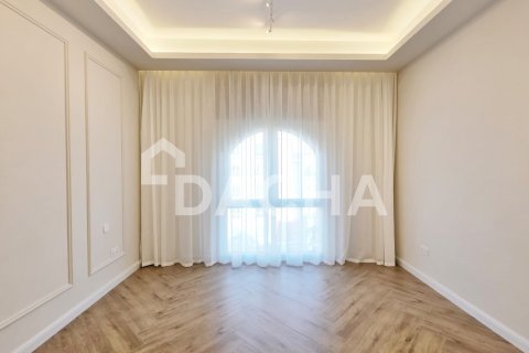 Apartment in Discovery Gardens, Dubai 2 bedrooms, 123 sq.m. № 114841 - photo 12