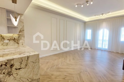 Apartment in Discovery Gardens, Dubai 2 bedrooms, 123 sq.m. № 114841