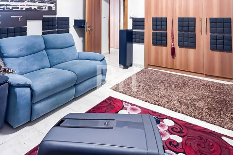 Apartment in Dubai 2 bedrooms, 120 sq.m. № 21659 - photo 7