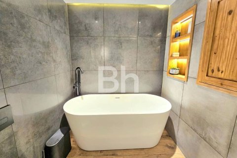Apartment in Dubai 2 bedrooms, 94 sq.m. № 21637 - photo 10