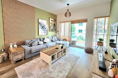 Apartment in Dubai 2 bedrooms, 94 sq.m. № 21637 - photo 4