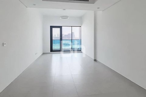 شقة في الخليج التجاري, دبي 3 غرف نوم, 185 م² رقم 24074 - صورة 1