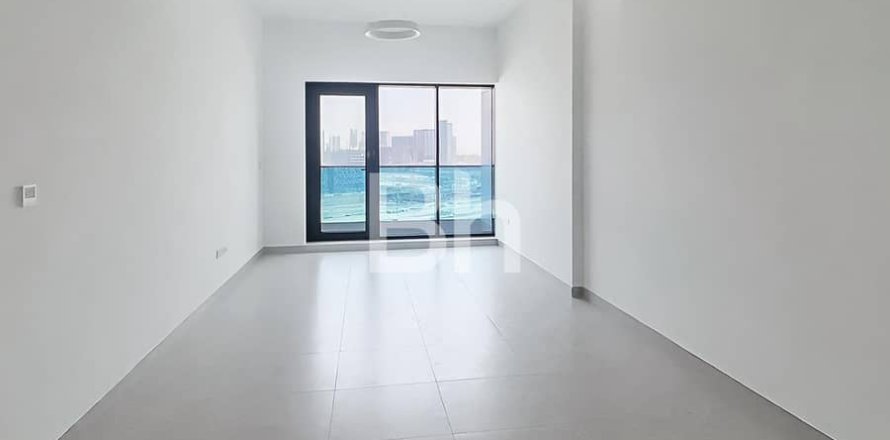 Appartement à Business Bay, Dubai, 3 chambres, 185 m², № 24074