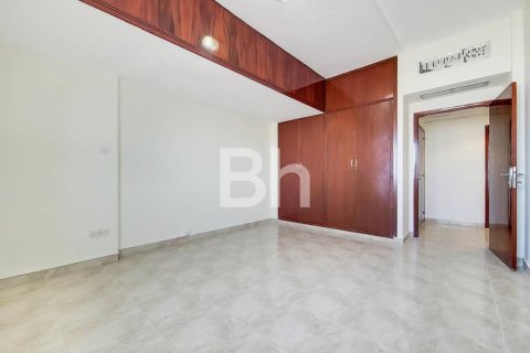 Appartement à Sheikh Zayed Road, Dubai, 3 chambres, 186 m², № 24078 - photo 10