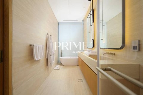 Apartment in Jumeirah, Dubai 3 bedrooms, 268 sq.m. № 24079 - photo 19