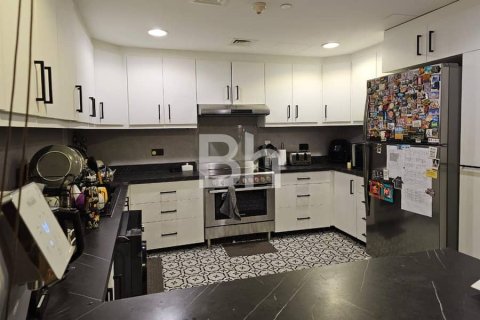 Apartment in Business Bay, Dubai 3 bedrooms, 203 sq.m. № 24076 - photo 9