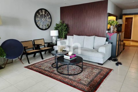 Apartment in Business Bay, Dubai 3 bedrooms, 203 sq.m. № 24076 - photo 11