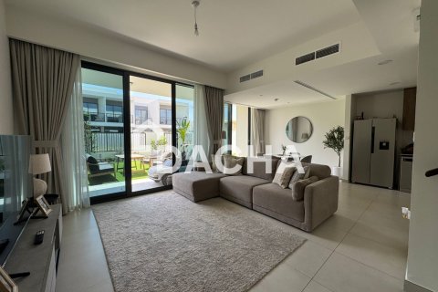 Adosado en Town Square, Dubai, 3 dormitorios, 172 m², № 104972 - foto 2