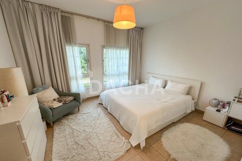 Купить виллу в Jumeirah Village Triangle, Дубай: 2 спальни, 250м², № 104979 - фото 12