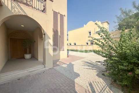 Купить виллу в Jumeirah Village Triangle, Дубай: 2 спальни, 250м², № 104979 - фото 6
