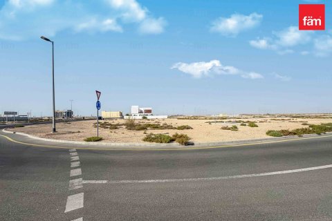 Terrain à Dubai Industrial Park, Dubai, 1290.7 m², № 24638 - photo 1