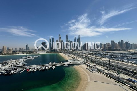 Снять в аренду квартиру в EMAAR Beachfront, Dubai Harbour, Дубай: 2 спальни, 115м², № 38432 - фото 2