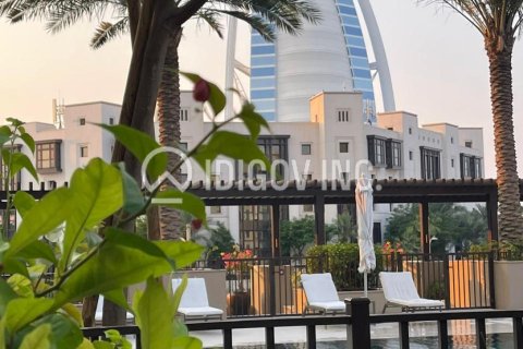 Apartment in Madinat Jumeirah Living, Umm Suqeim, Dubai 1 bedroom, 72 sq.m. № 38444 - photo 1