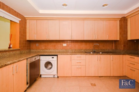 Apartment in Shoreline Apartments, Palm Jumeirah, Dubai 2 bedrooms, 186 sq.m. № 103812 - photo 5