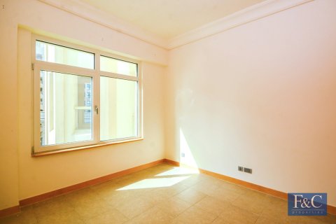 Apartment in Shoreline Apartments, Palm Jumeirah, Dubai 2 bedrooms, 186 sq.m. № 103812 - photo 17