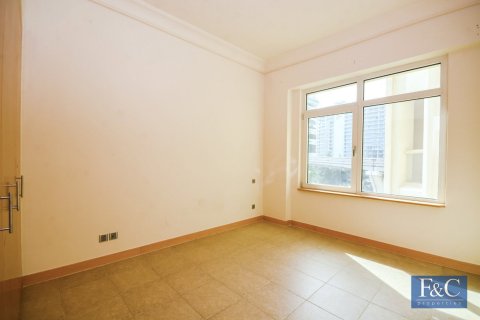 Apartment in Shoreline Apartments, Palm Jumeirah, Dubai 2 bedrooms, 186 sq.m. № 103812 - photo 16
