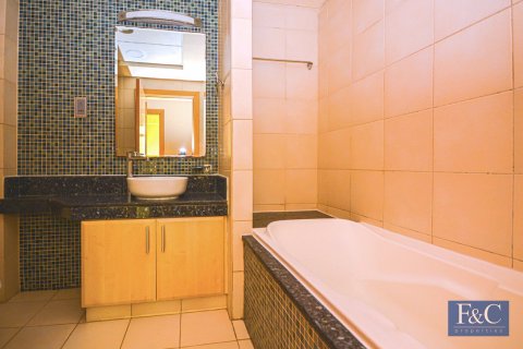 Apartment in Shoreline Apartments, Palm Jumeirah, Dubai 2 bedrooms, 186 sq.m. № 103812 - photo 22