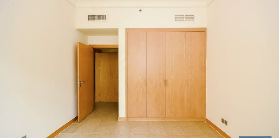 Apartment in Shoreline Apartments, Palm Jumeirah, Dubai 2 bedrooms, 186 sq.m. № 103812