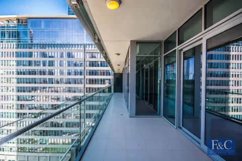 Apartment in DIFC, Dubai 2 bedrooms, 166 sq.m. № 103803 - photo 15