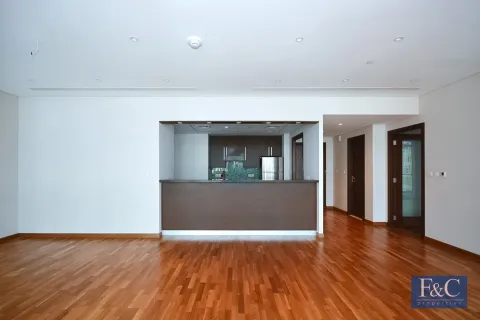Apartment in DIFC, Dubai 2 bedrooms, 166 sq.m. № 103803 - photo 22