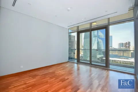 Apartment in DIFC, Dubai 2 bedrooms, 166 sq.m. № 103803 - photo 16