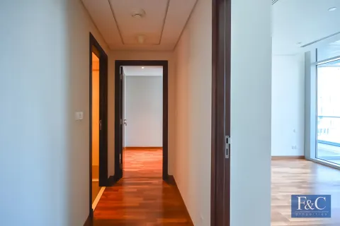 Apartment in DIFC, Dubai 2 bedrooms, 166 sq.m. № 103803 - photo 25