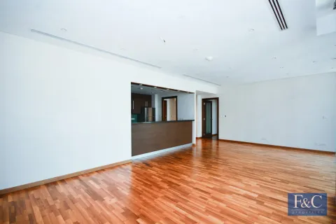 Apartment in DIFC, Dubai 2 bedrooms, 166 sq.m. № 103803 - photo 9