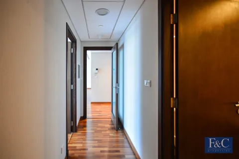 Apartment in DIFC, Dubai 2 bedrooms, 166 sq.m. № 103803 - photo 5