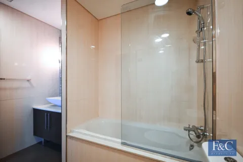 Apartment in DIFC, Dubai 2 bedrooms, 166 sq.m. № 103803 - photo 24