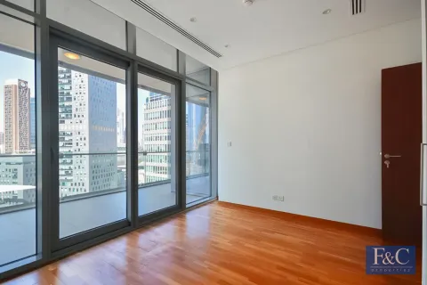 Apartment in DIFC, Dubai 2 bedrooms, 166 sq.m. № 103803 - photo 3