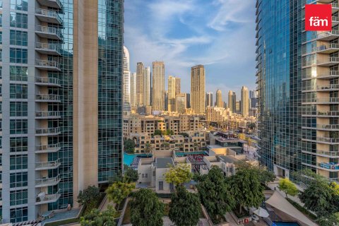 Apartamento en Downtown Dubai (Downtown Burj Dubai), Dubai, 3 dormitorios, 170.8 m², № 71892 - foto 2