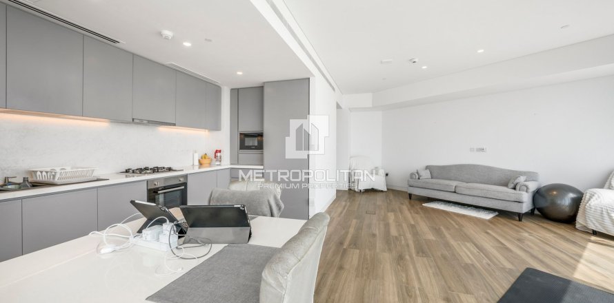 Квартира в Джумейра Лейк Тауэрс, Дубай, 2 спальни, 151м², № 16002