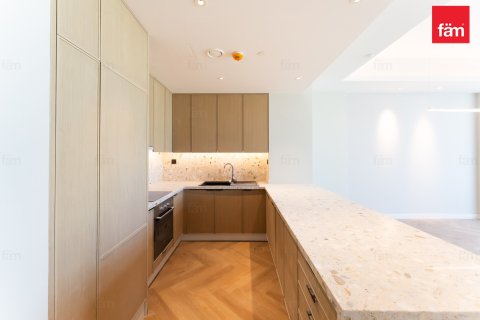 Apartment in Al Barsha, Dubai 2 bedrooms, 138.6 sq.m. № 85974 - photo 4