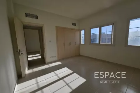 Villa en The Springs, Dubai, 3 dormitorios, 245 m², № 71373 - foto 5