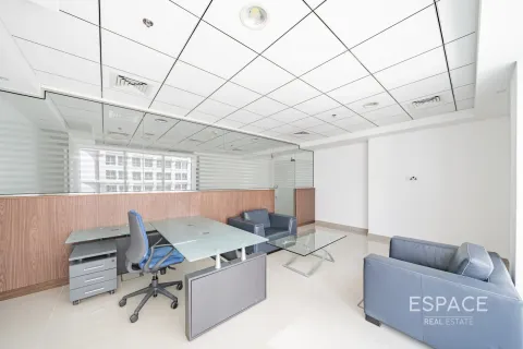 Office in Business Bay, Dubai 76 sq.m. № 71371 - photo 6