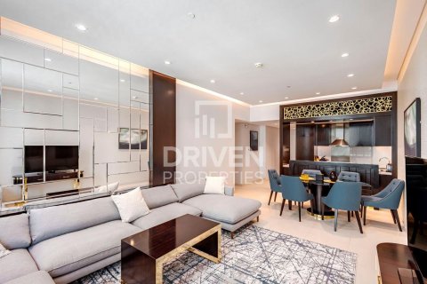 Apartment in Downtown Dubai (Downtown Burj Dubai), Dubai 3 bedrooms, 159.98 sq.m. № 138304 - photo 2