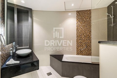 Apartment in Downtown Dubai (Downtown Burj Dubai), Dubai 3 bedrooms, 159.98 sq.m. № 138304 - photo 15